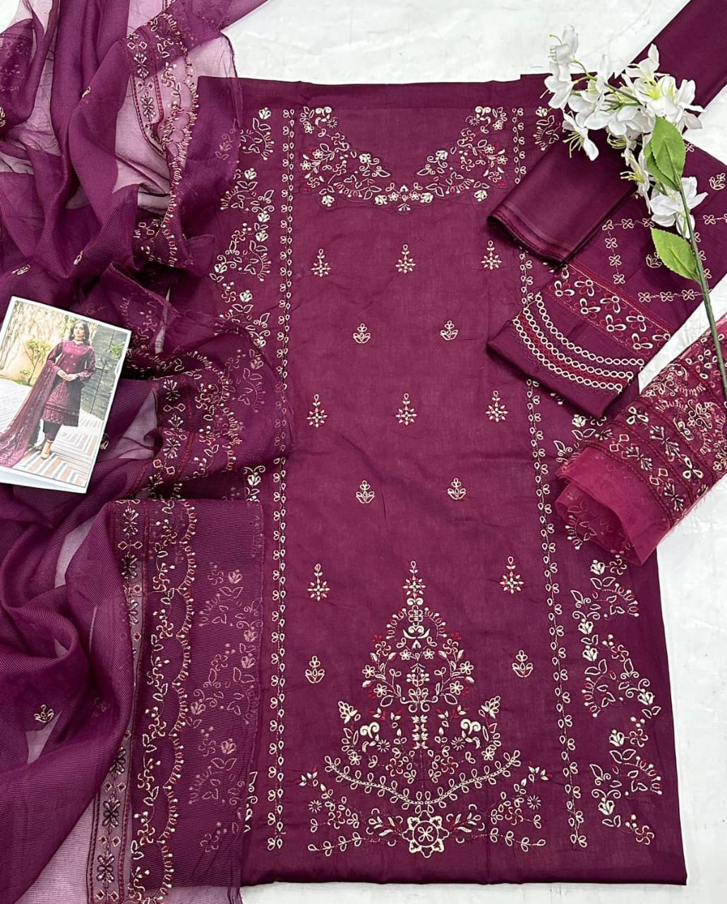 SUMMER LAWN COLLECTION FRASHA UNSTITHED 3 PIECE