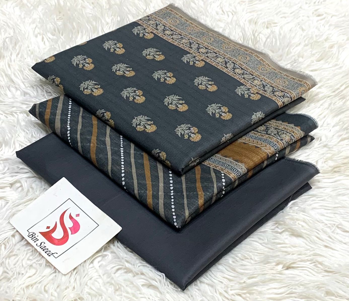 SUMMER LAWN COLLECTION  BIN SAEED BRAND UNSTITCHED BEAUTIFUL DIFFERENT PRINTED 3 PIECE