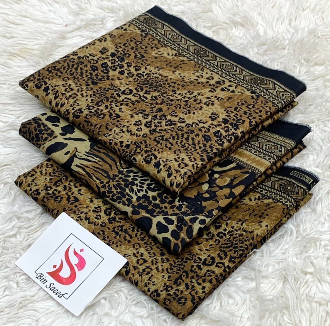 SUMMER LAWN COLLECTION  BIN SAEED BRAND UNSTITCHED BEAUTIFUL DIFFERENT PRINTED 3 PIECE