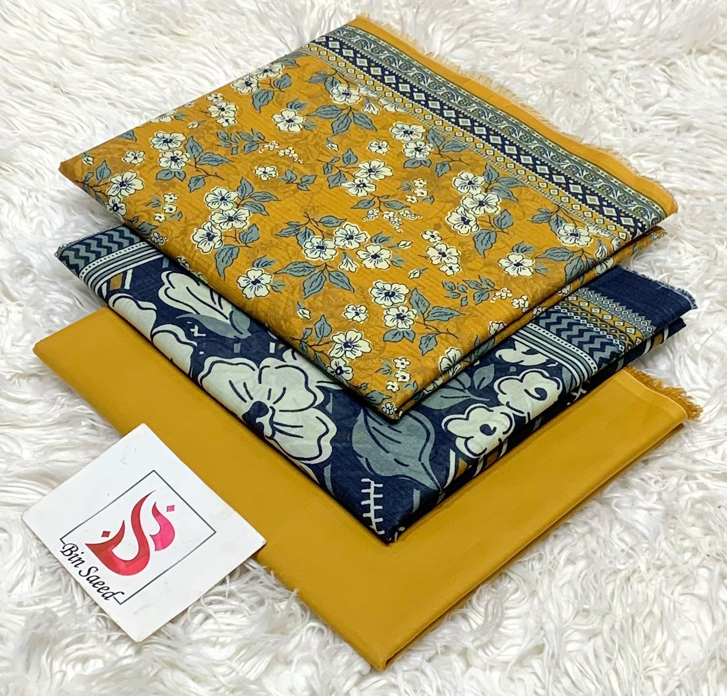 SUMMER LAWN COLLECTION  BIN SAEED BRAND UNSTITCHED BEAUTIFUL DIFFERENT PRINTED 3 PIECE
