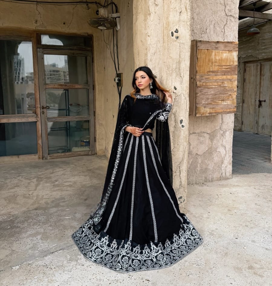 INDIAN RAW SILK-LEHNGA FOR WEDDING WEAR
